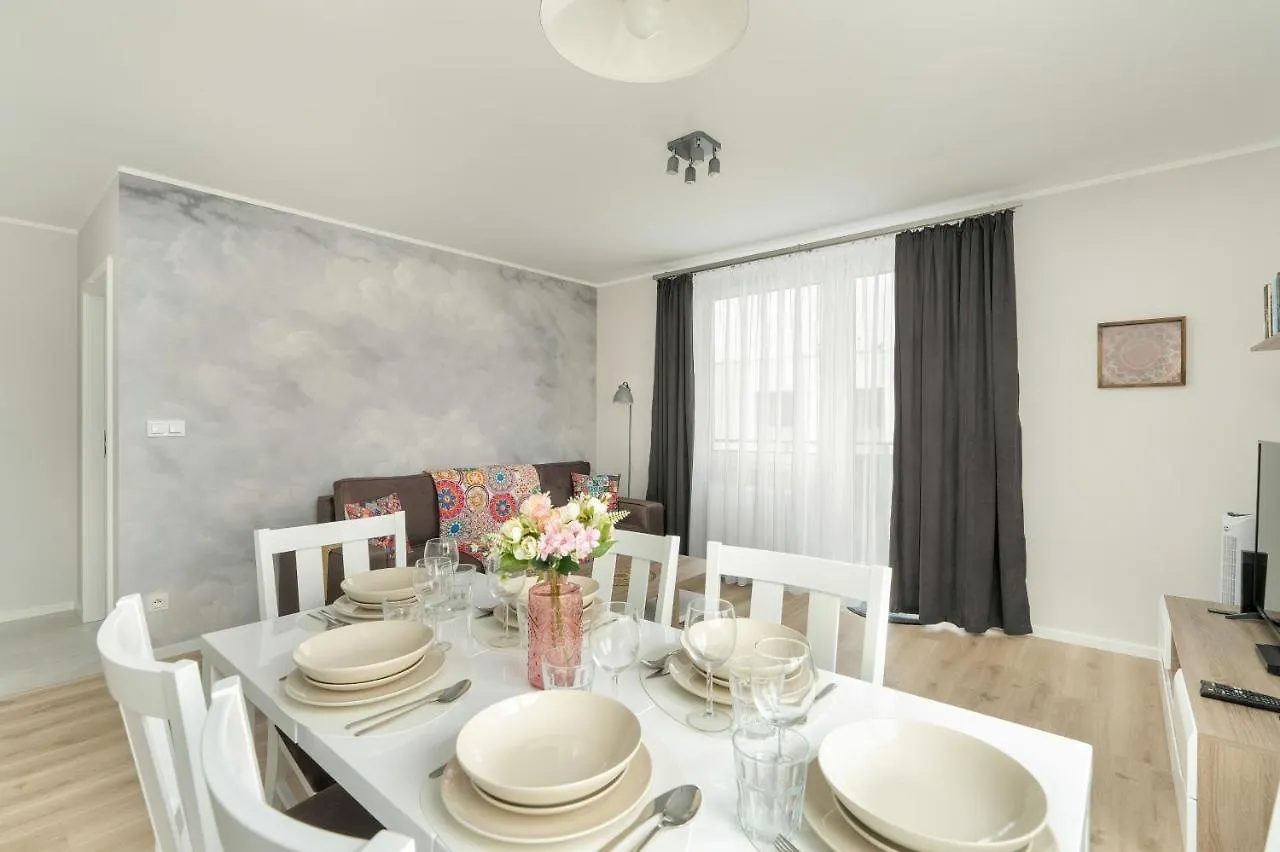 Apartment With 2 Bedrooms And Free Garage Poznan By Noclegi Renters Poland